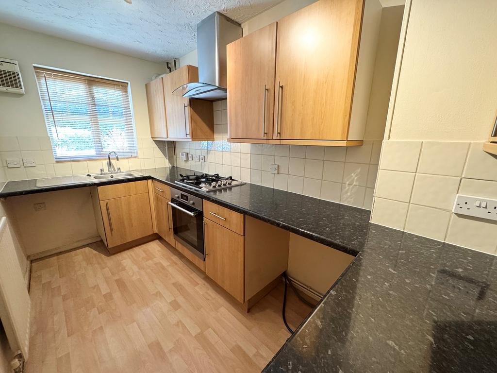 Bevan Close, Southampton, SO19 - View 4