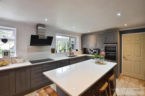 4 bedroom detached house for sale, Turnpole Close, Stamford