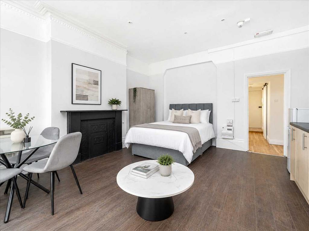 Apartment in Brighton - View 2