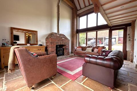 3 bedroom barn conversion for sale, The Hayloft, Barn 3, Park Farm, Newark Road, Wellow, Newark