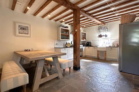 3 bedroom barn conversion for sale, The Hayloft, Barn 3, Park Farm, Newark Road, Wellow, Newark