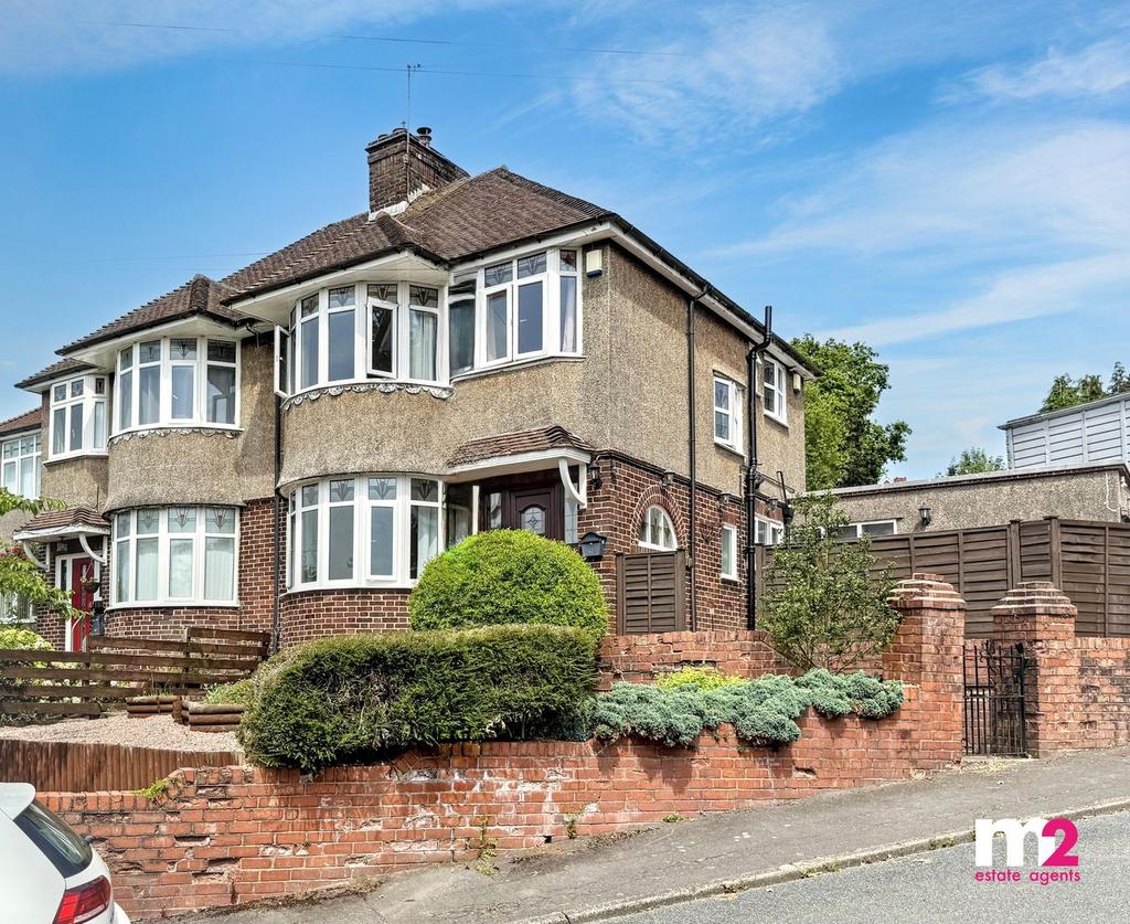 Clevedon Road, Newport NP19 3 bed semi-detached house for sale - £299,950