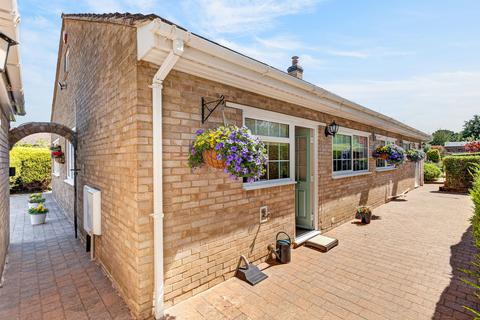 4 bedroom detached bungalow for sale, Chase Park Road, Northampton NN7