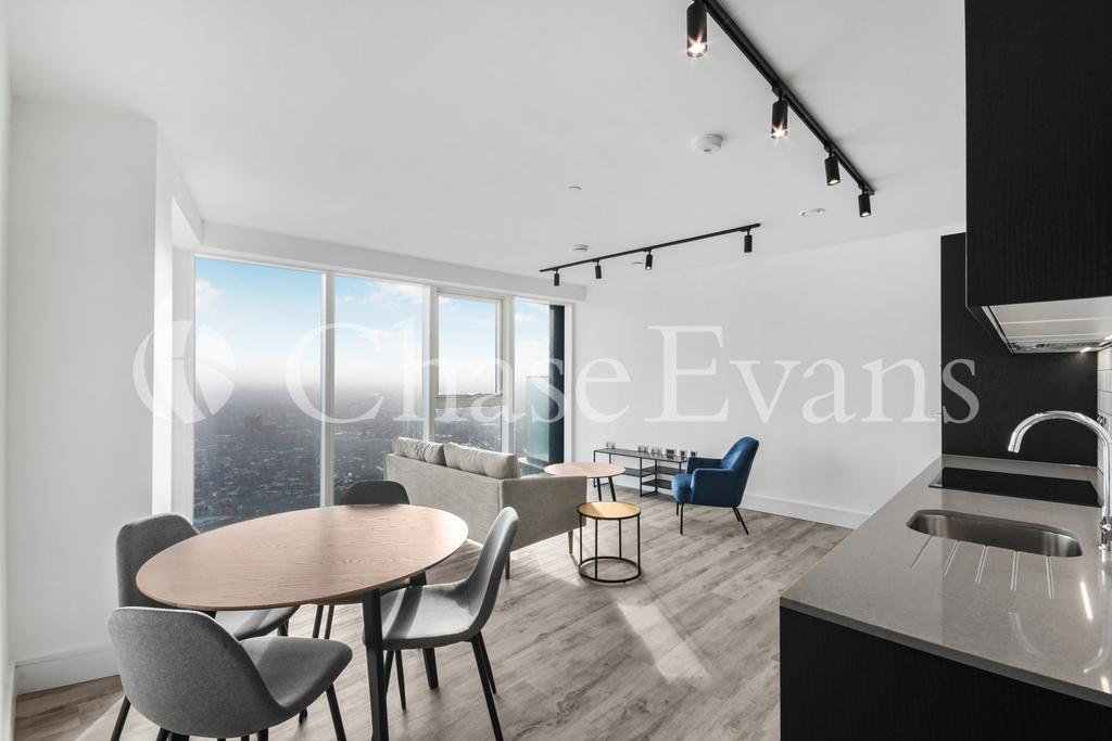 Apartment in London, London Borough of Ealing - View 4