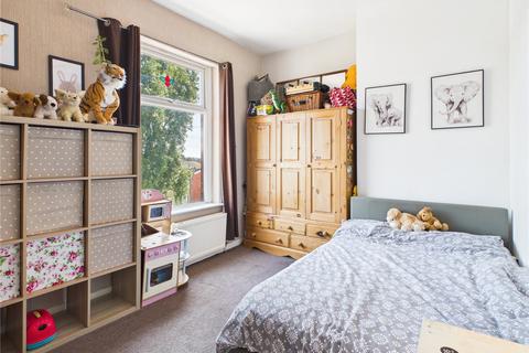 2 bedroom end of terrace house for sale, Union Road, Greater Manchester OL6