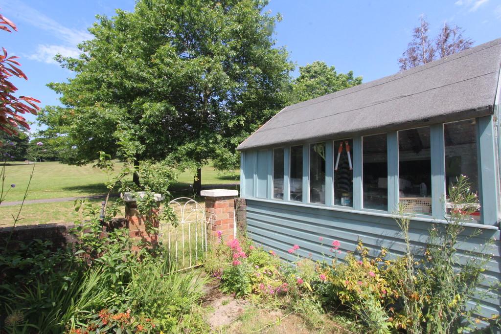 House in Sheffield, South Yorkshire - View 5