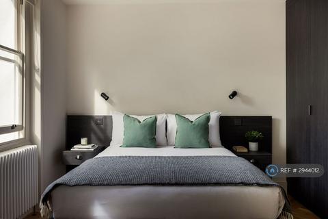 Studio to rent, Princes Square, London, W2