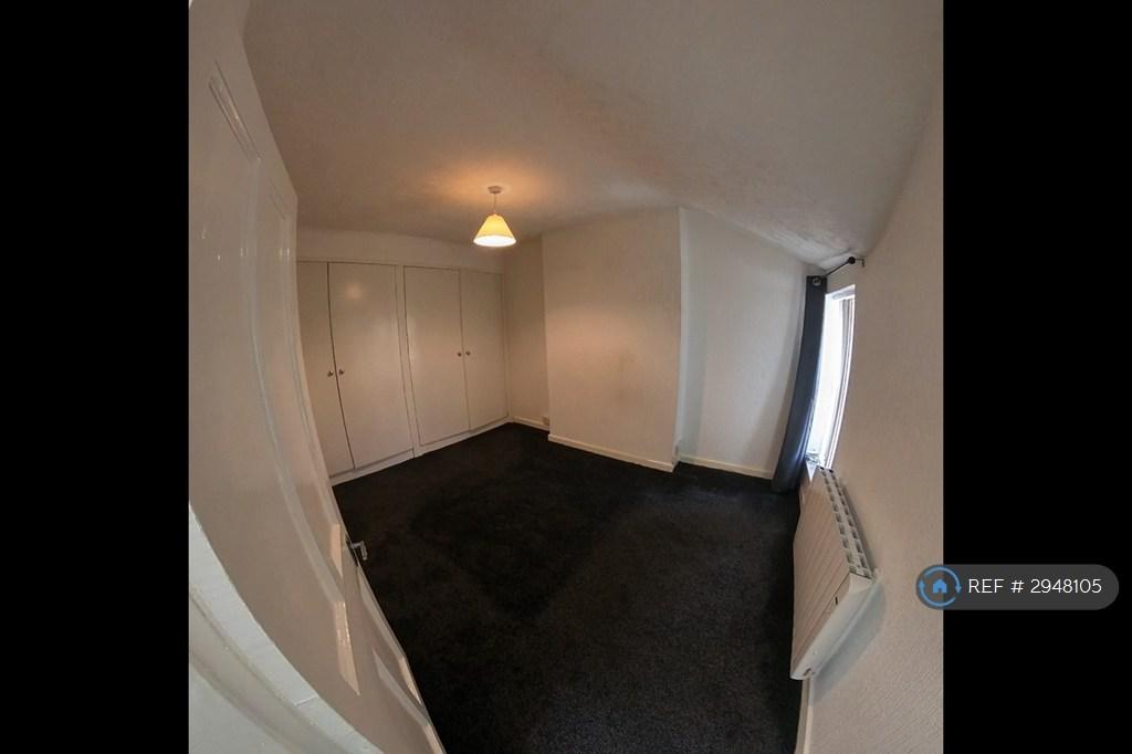 Apartment in Salford, Greater Manchester - View 5