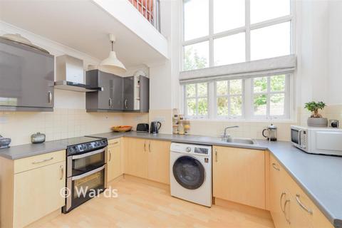2 bedroom apartment for sale, High Street, Rochester, Kent
