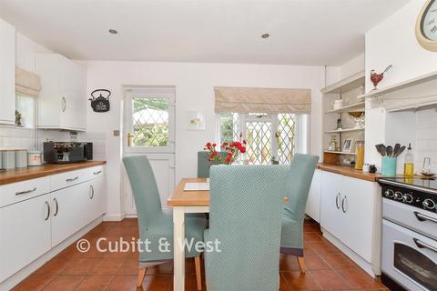 3 bedroom detached bungalow for sale, Coolham Road, Brooks Green RH13