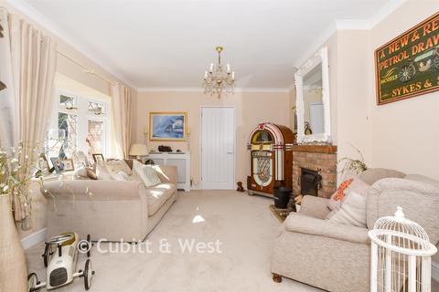 undefined, Coolham Road, Brooks Green RH13