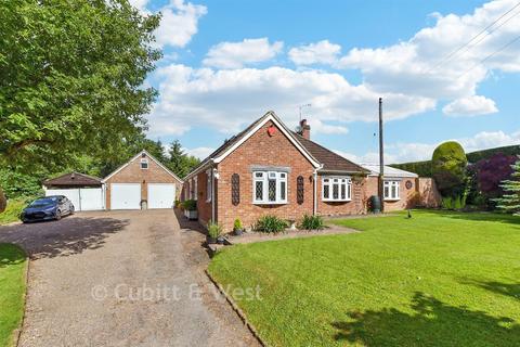 undefined, Coolham Road, Brooks Green RH13