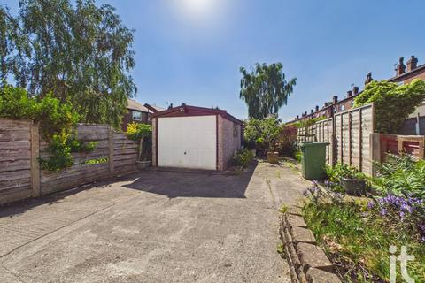 3 bedroom end of terrace house for sale, Cherry Tree Lane, Great Moor, Stockport, SK2