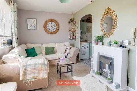 1 bedroom apartment for sale, Housman Park, Bromsgrove, Worcestershire, B60