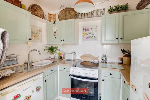1 bedroom apartment for sale, Housman Park, Bromsgrove, Worcestershire, B60