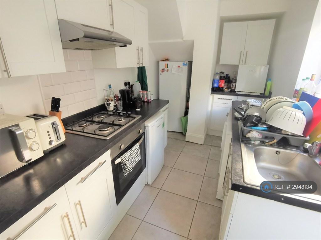 Sussex St, Brighton, BN2 - More