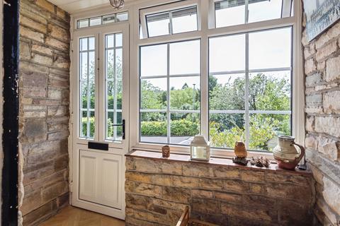 2 bedroom semi-detached house for sale, Burnside Close, Stalybridge, Greater Manchester, SK15