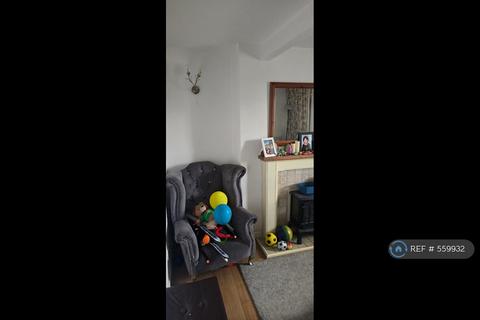 2 bedroom terraced house to rent, Whitfield Cross, Glossop, SK13