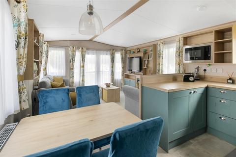 2 bedroom detached bungalow for sale, Hurworth Road, Darlington