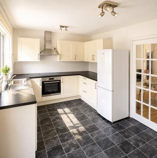 4 bedroom semi-detached house for sale, Bergamot Gardens, Milton Keynes MK7