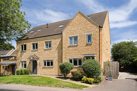 undefined, Stow Road, Moreton-in-Marsh, Gloucestershire, GL56