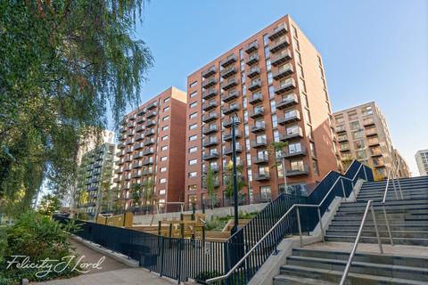 3 bedroom apartment for sale, Royal Crest Avenue, London