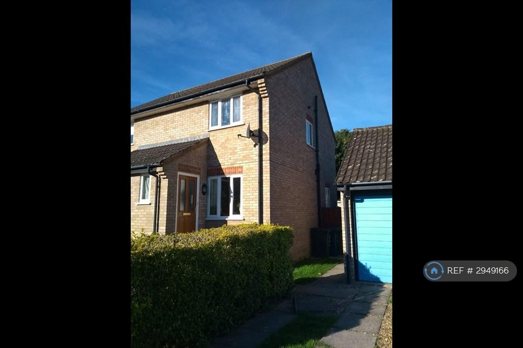 2 bedroom semi-detached house to rent