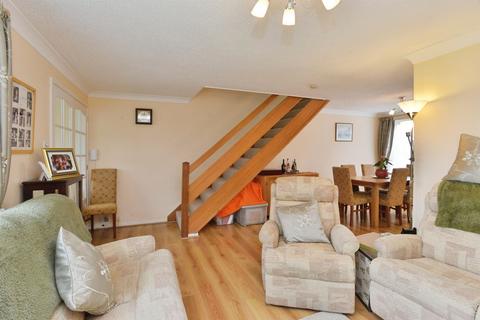 4 bedroom detached house for sale, Glebe Road, Deanshanger, Milton Keynes