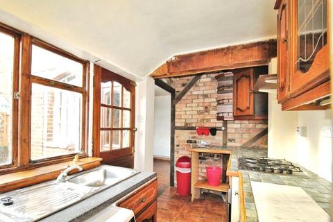 3 bedroom house to rent, Glebeland, Hatfield