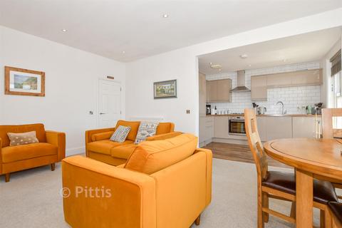 2 bedroom apartment for sale, 4 Albion Road, Sandown PO36