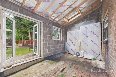 3 bedroom semi-detached house for sale, Lowood Lane, Batley WF17