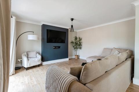 4 bedroom detached house for sale, Springfields, Barnsley, S75