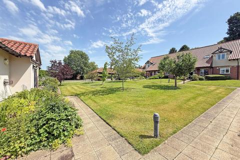 2 bedroom detached bungalow for sale, Hollins Hall, Killinghall, HG3