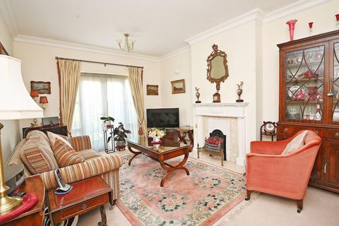 2 bedroom detached bungalow for sale, Hollins Hall, Killinghall, HG3