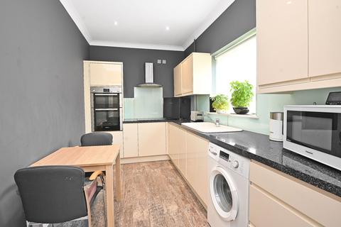 2 bedroom detached bungalow for sale, Hollins Hall, Killinghall, HG3