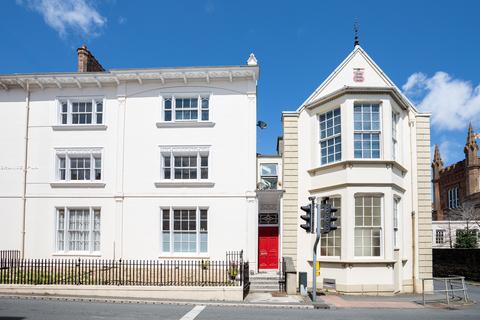 1 bedroom flat for sale, The Grange, St. Peter Port, Guernsey
