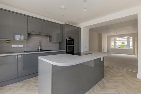 3 bedroom end of terrace house for sale, 66 Bellevue Road, Edinburgh, EH7 4DE