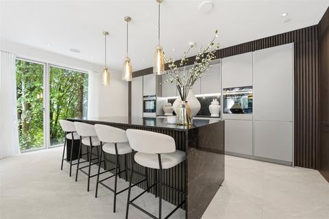3 bedroom apartment for sale, Macclesfield Road, Prestbury, Macclesfield, Cheshire, SK10