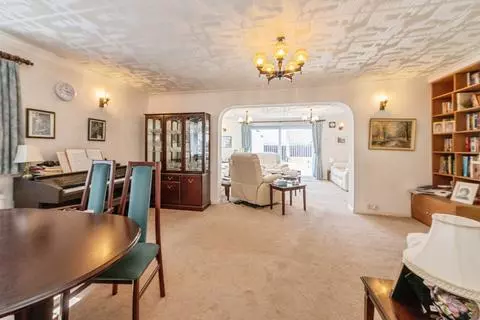 3 bedroom semi-detached house for sale, Basildon