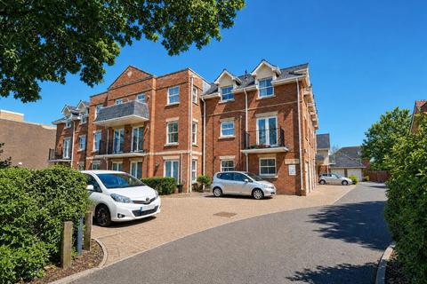 2 bedroom flat for sale, Regent House, 421 Lymington Road, Highcliffe, Dorset. BH23 5EW