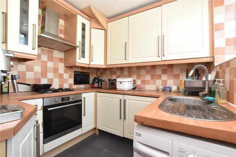 3 bedroom end of terrace house for sale, Springfield Avenue, Morley, Leeds