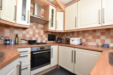 3 bedroom end of terrace house for sale, Springfield Avenue, Morley, Leeds