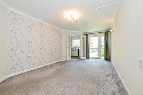 undefined, Lower High Street, Watford