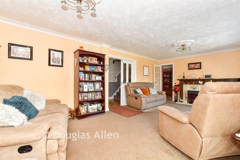 4 bedroom detached house for sale, Alma Close, Wickford, Essex