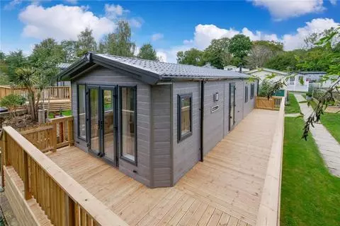 2 bedroom mobile home for sale