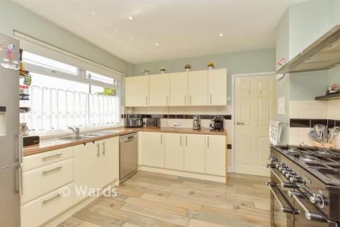 3 bedroom detached house for sale, Oak Lane, Sheerness ME12
