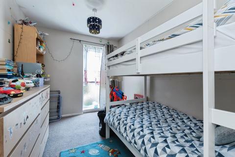 2 bedroom flat for sale, St. Anthonys Road, Bournemouth