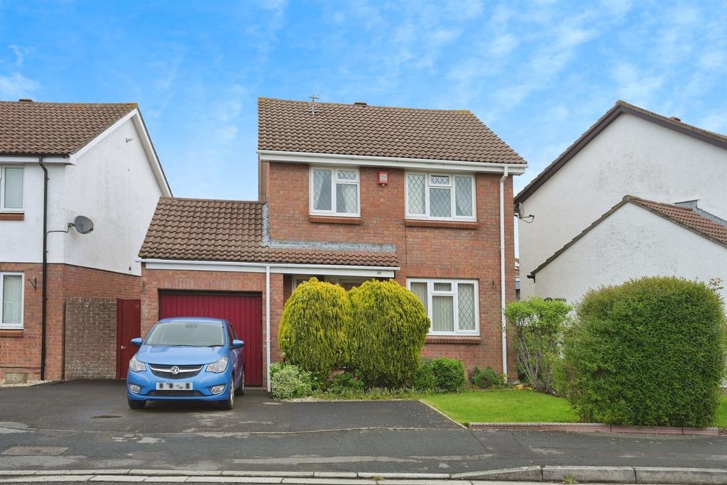 3 bedroom detached house for sale