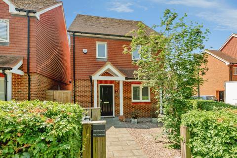 4 bedroom detached house for sale, Kings Cross Lane, South Nutfield, Redhill