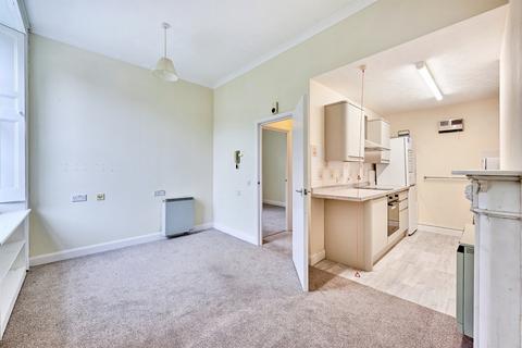 1 bedroom retirement property for sale, Farmadine House, Saffron Walden